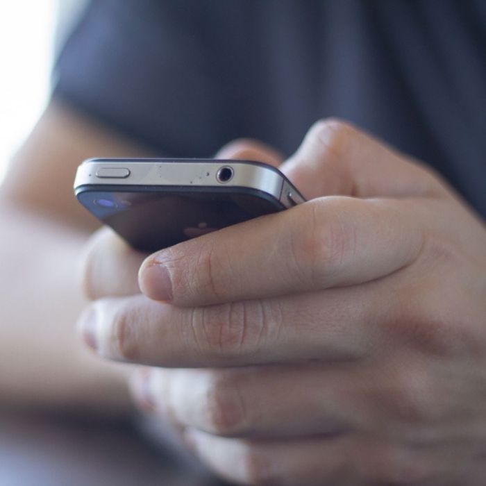 How To Choose the Right Cell Phone Repair Shop Wireless Junkies